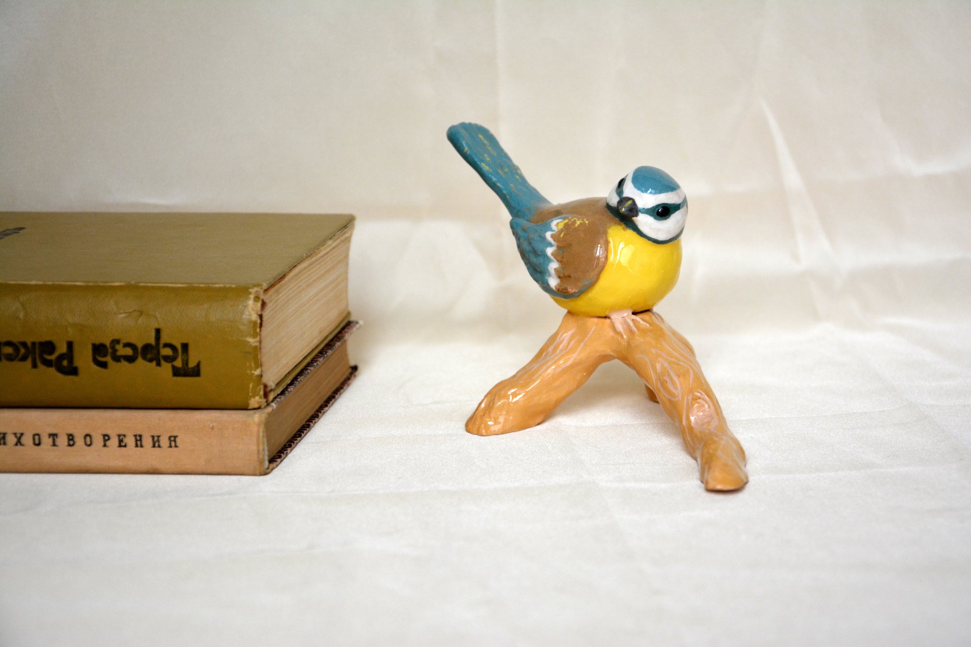 Birdie — Tomtit - Animals and birds, height - 10 cm, photo 2 of 2.