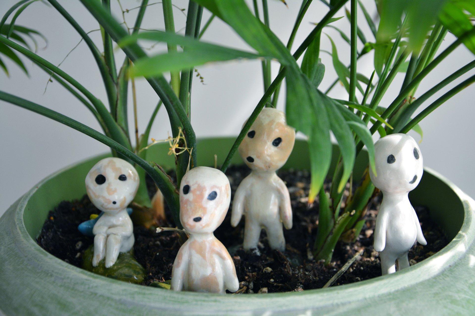 A figurine of a smiling Kodama tree spirit, height - 9.5 cm, photo 7 of 7.