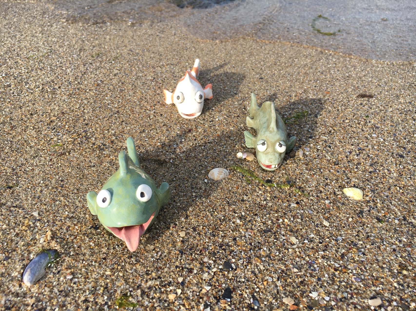 Ceramic fish figurine smiling, length - 12.5 cm, height - 6 cm, photo 5 of 6.