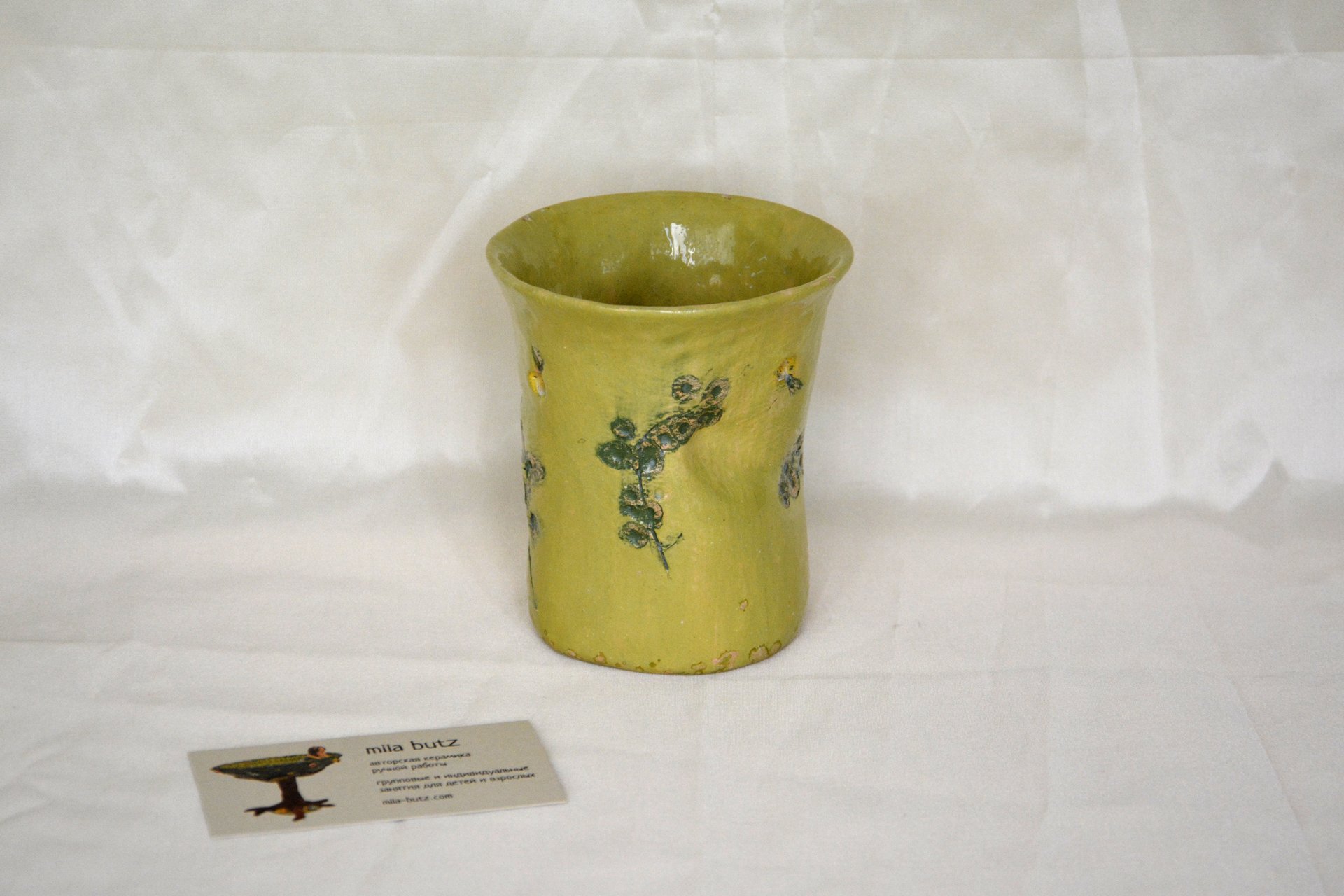 Стаканчик зелёный Травинки - Чашки, стаканы, кружки, высота - 11 см, диаметр по верхнему краю - 10 см, диаметр по дну -  7 см , фото 2 из 3.