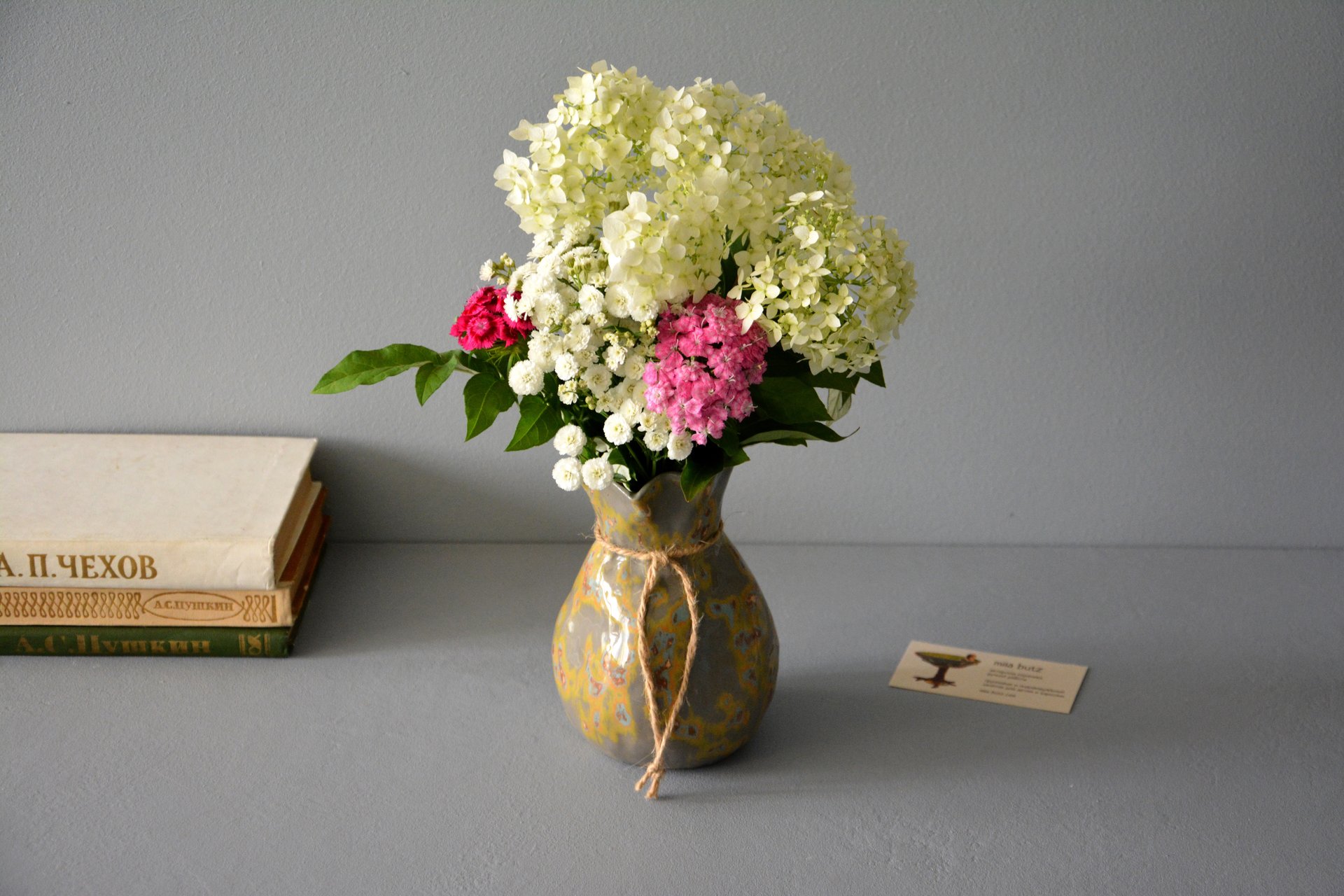 Декоративная ваза «Мешочек серый с потёртостями», высота - 17 см, цвет - серый. Фото 994.