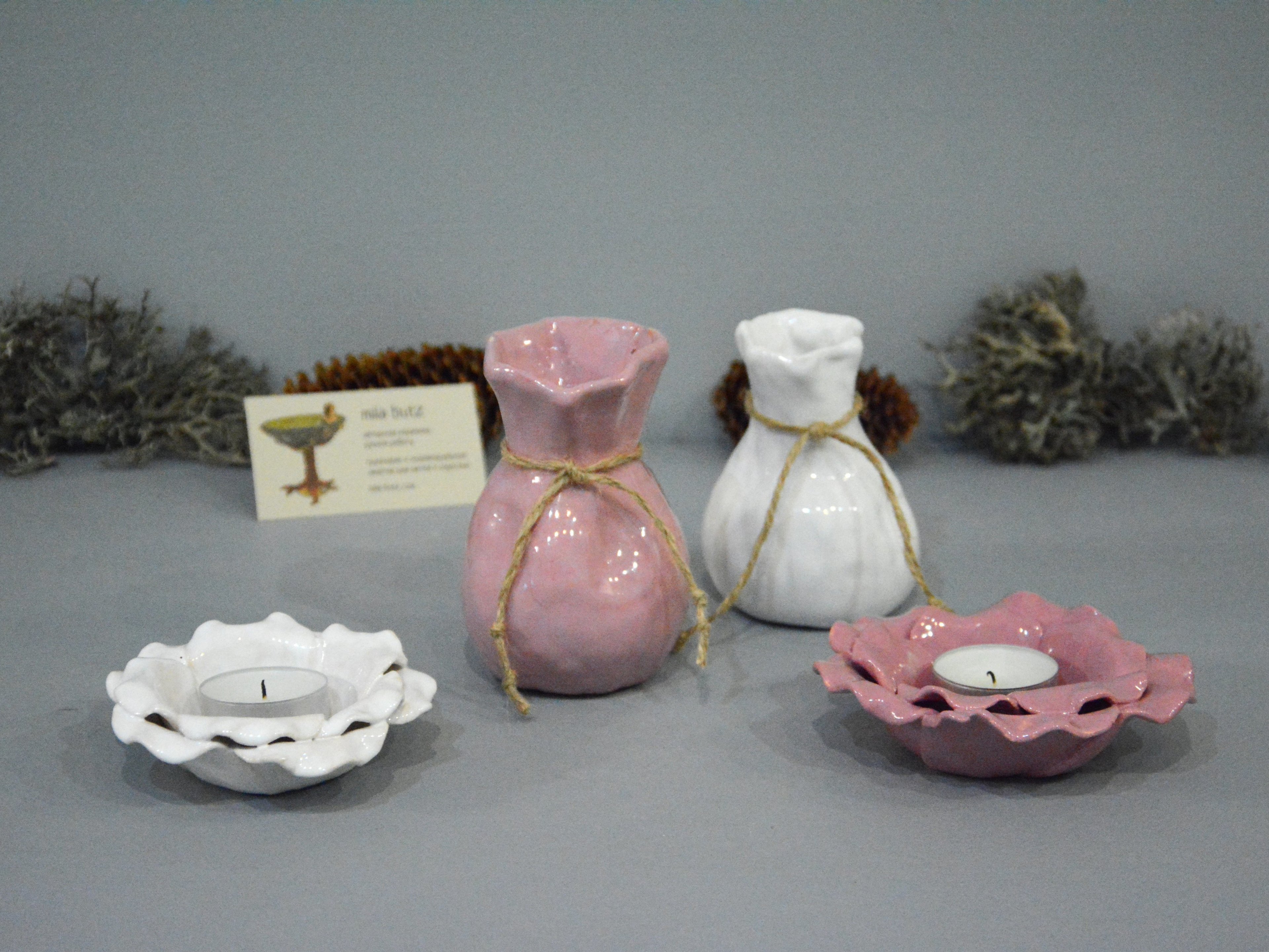 Ceramic small vase candlestick «Pink Bagful», height - 11 cm, photo 6 of 6, format 4x3. 1296-3840-2880.