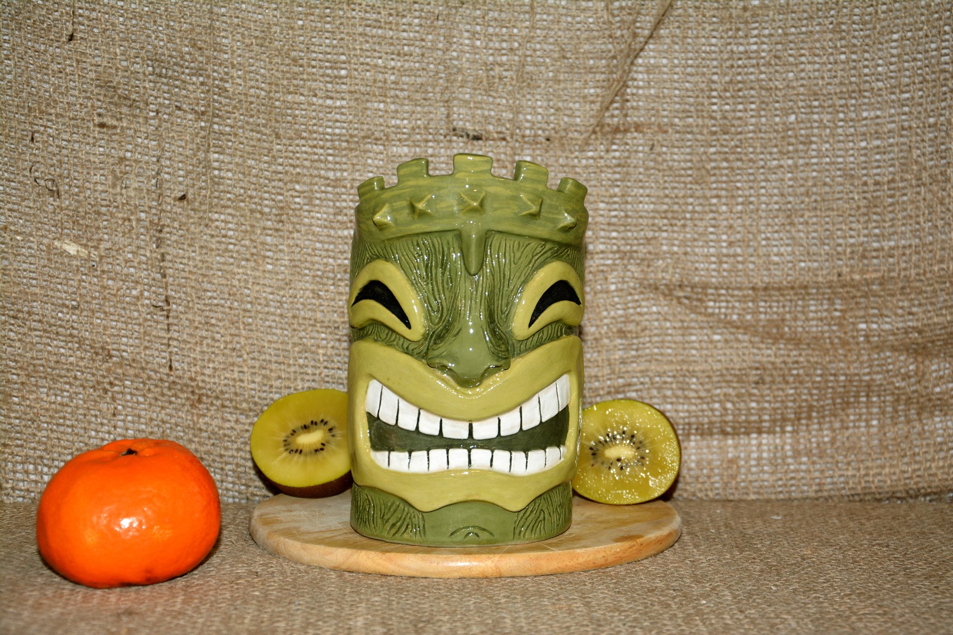 Huge Tiki Glass, color- green, height - 14 cm, volume - 0,7 l, photo 1 of 5.