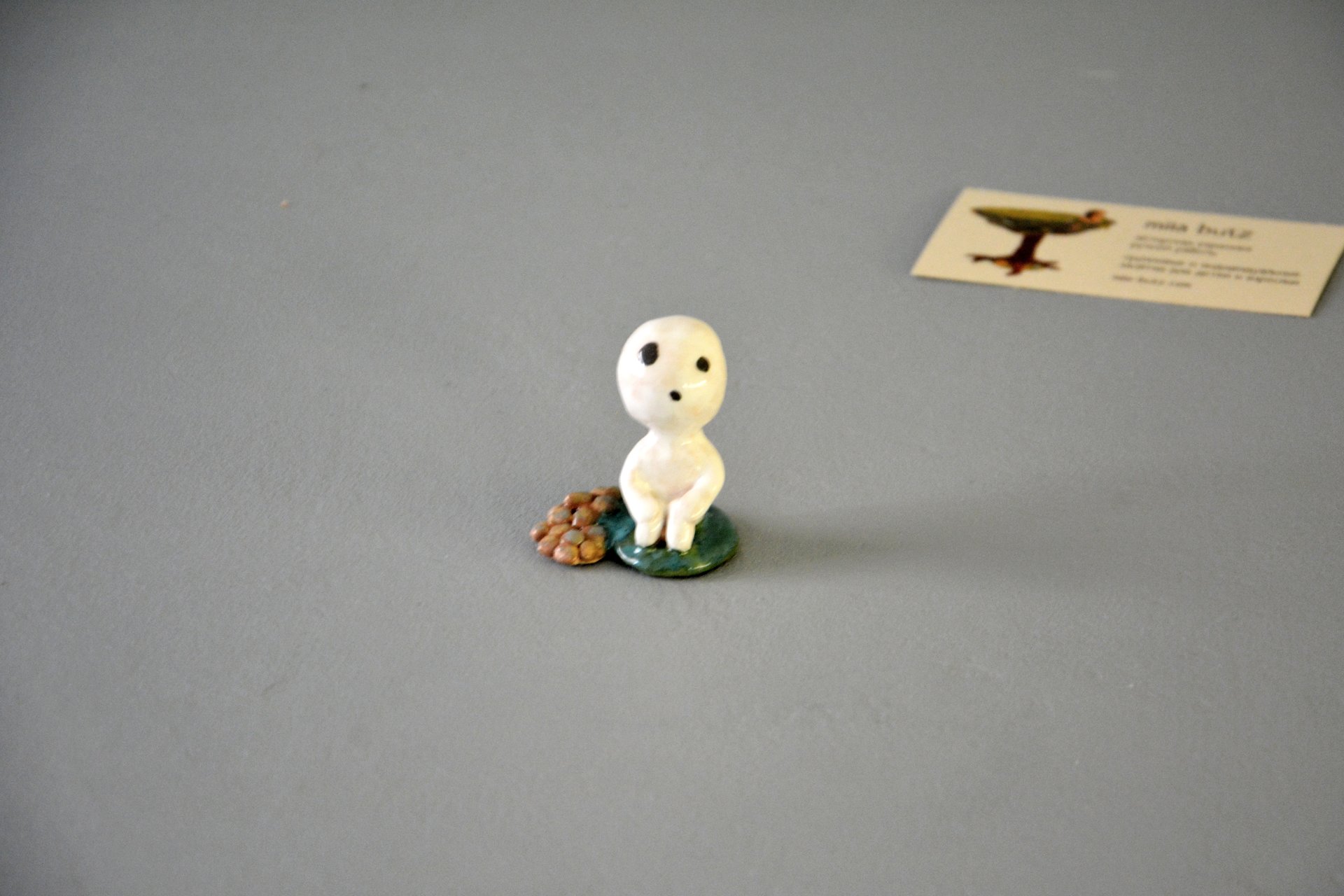 Фигурка малыш Кодама дух дерева, высота - 5 см, фото 1 из 4.