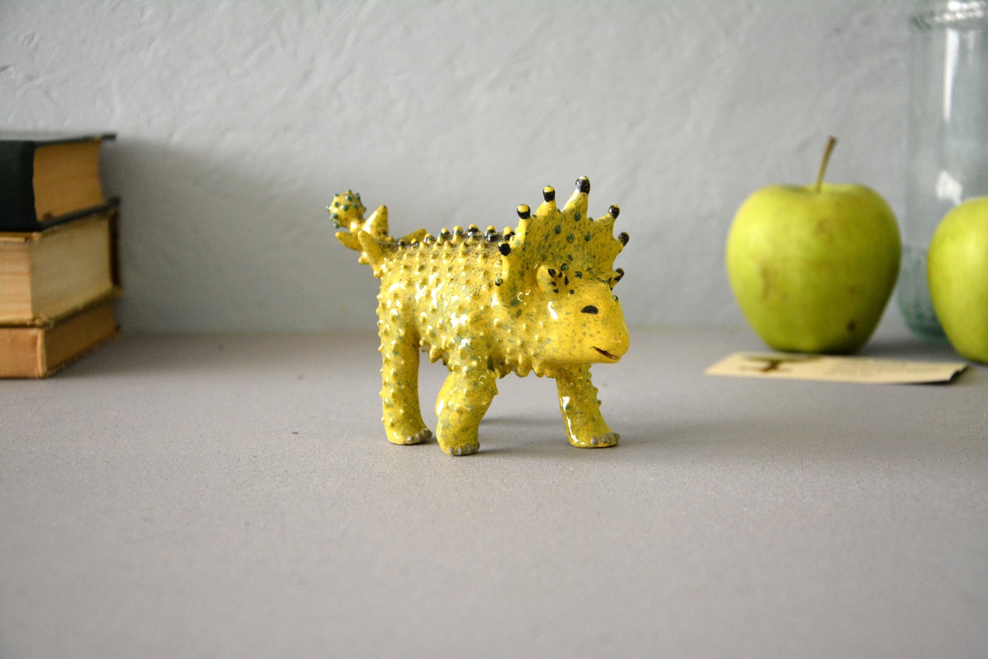 Sunosaur - Ceramic fantastic creatures, height - 9,5 cm, length - 12 cm, photo 2 of 5.
