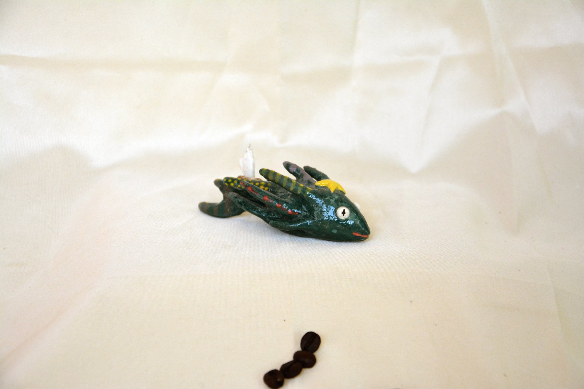 Морской дух - Фантастические существа керамические, длина - 10 см, высота - 3.5 см, фото 2 из 2.