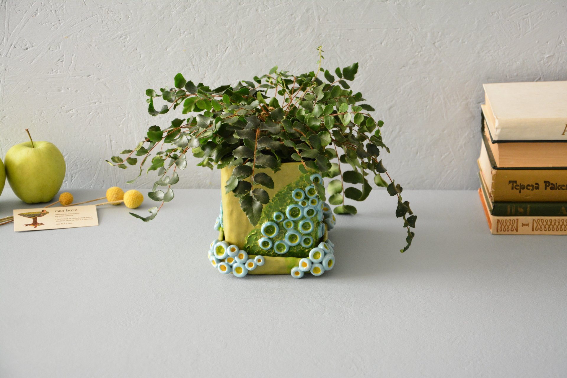 Кашпо для цветов Зелёный куб - Другие полезности керамические, высота - 12,5 см, длина-ширина 13 см * 14 см, фото 3 из 4.