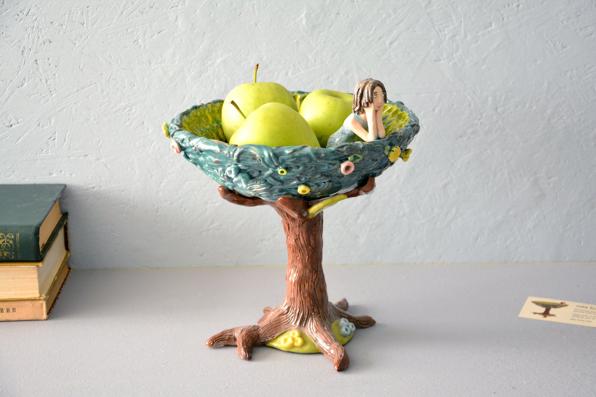 Vase for fruits, height - 21.5 cm, diameter - 21.5 cm, photo 1 of 3.