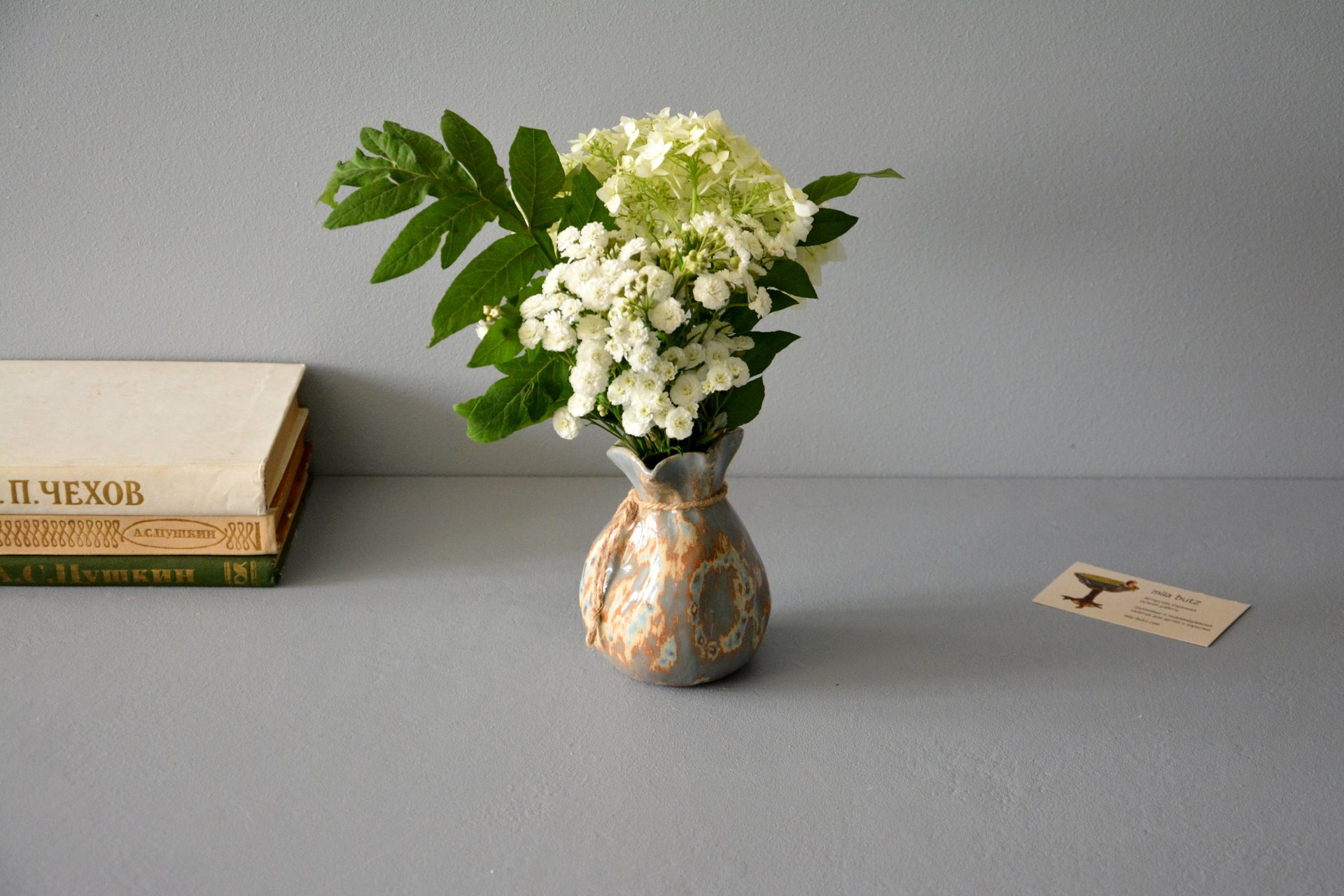 Small Vase or flowers «Gray-blue bagful», height - 12 cm, color - gray-blue. Photo 1002.