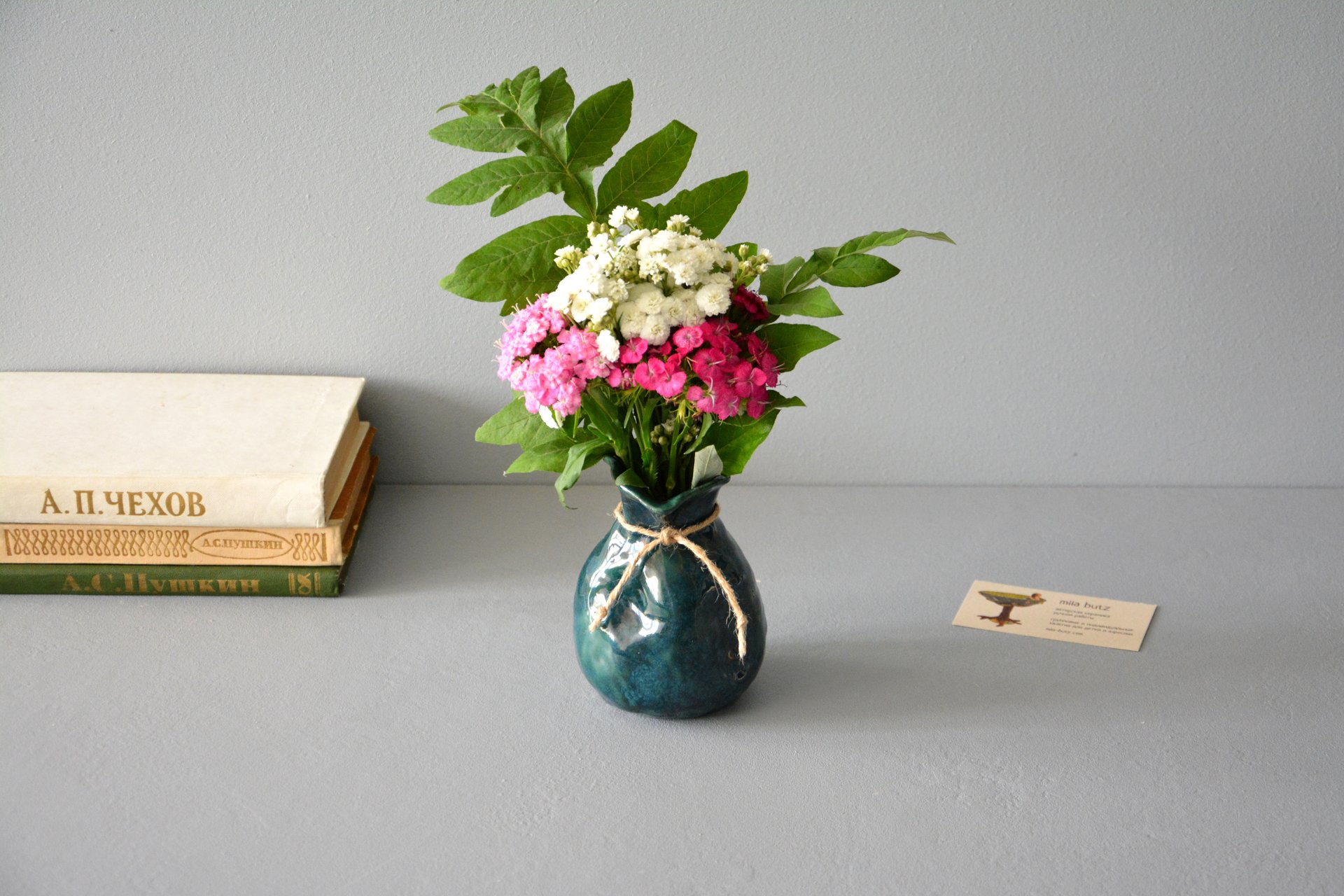 Small Vase or flowers «Incredible Green Bagful», height - 12 cm, color - deep emerald. Photo 1006.