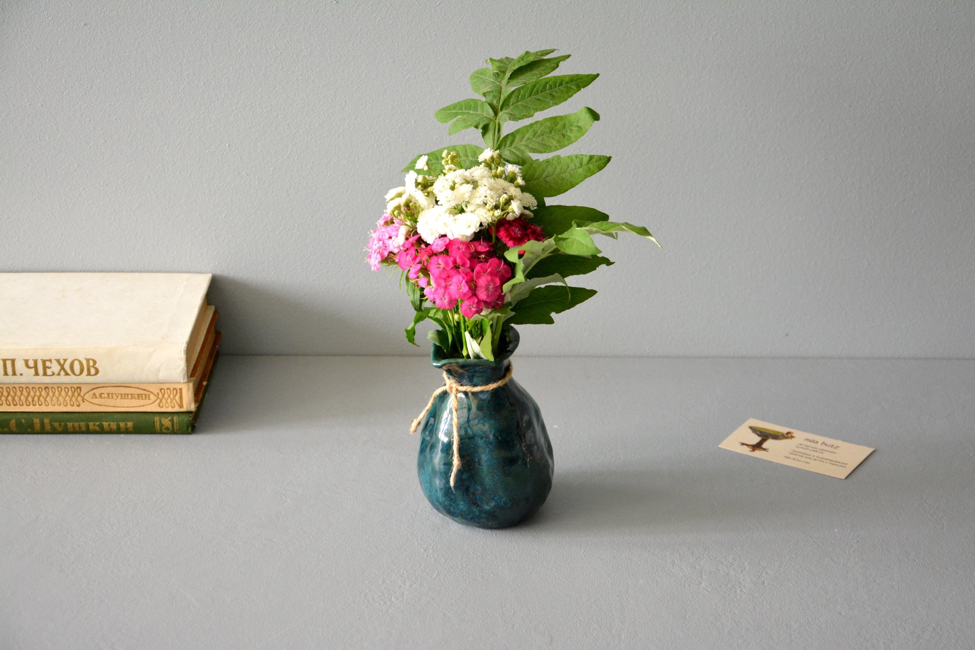 Interior vase «Incredible Green Bagful», height - 12 cm, color - deep emerald. Photo 1007.