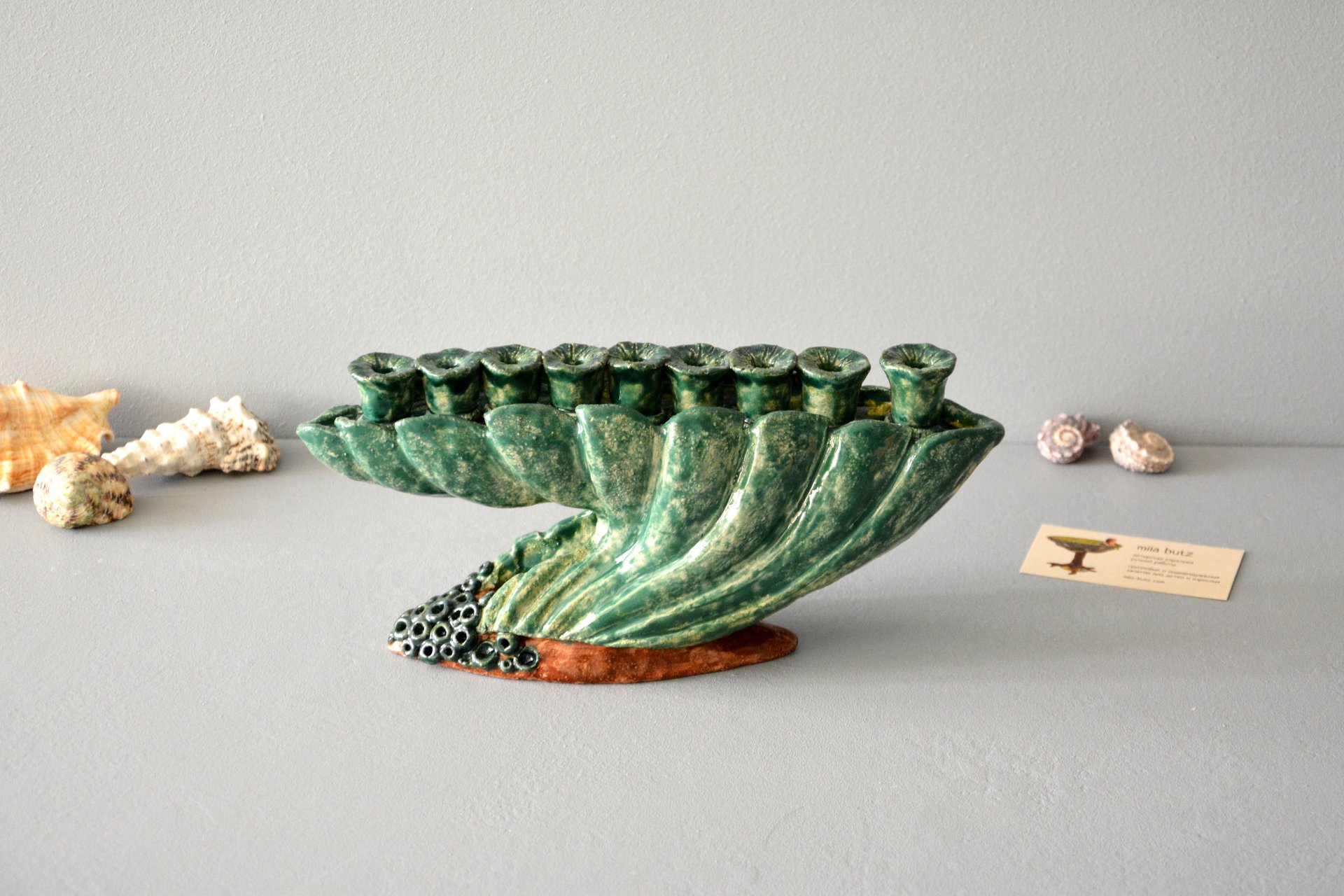 Еврейский подсвечник Ханукия, ширина - 30 см,  высота - 14 см, фото 1 из 6.