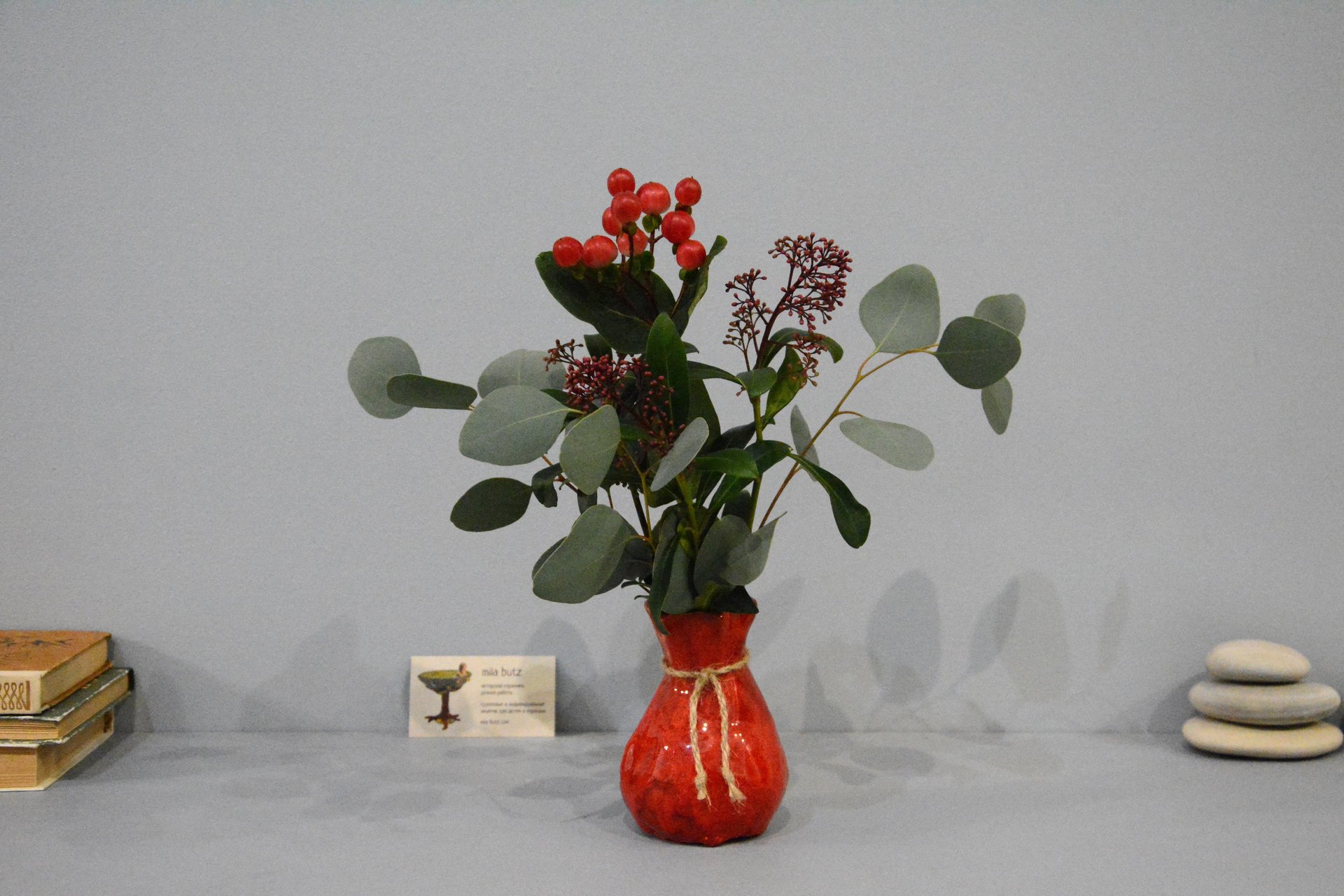 Small Vase or flowers «Red Bagful», height - 12 cm, color - red. Photo 1408.