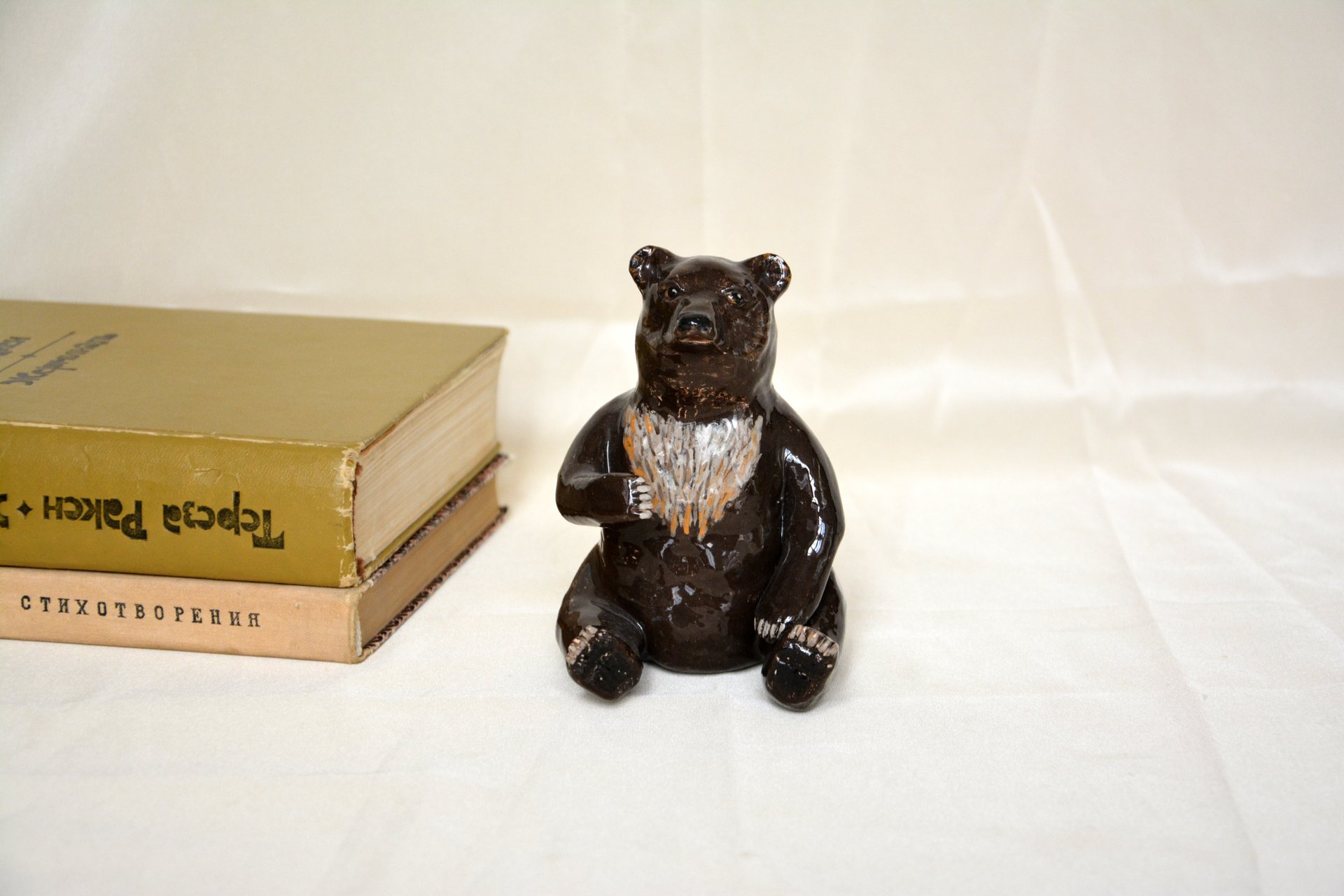 Bear-toed - Animals and birds, height - 11 cm, photo 1 of 2.