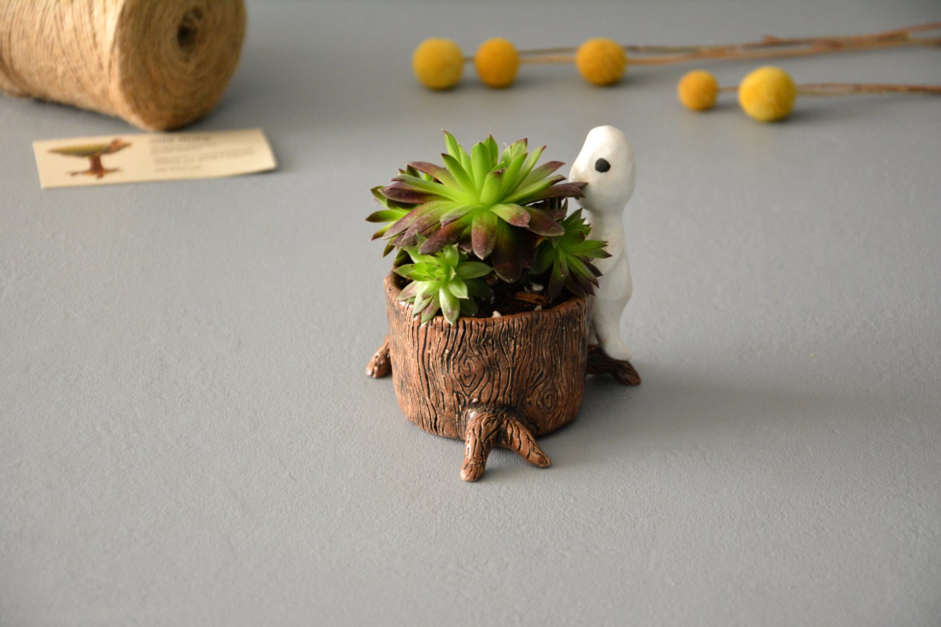 Фигурка Кодама дух дерева за пнем, высота - 9 см, диаметр пенька - 6см, фото 6 из 8.