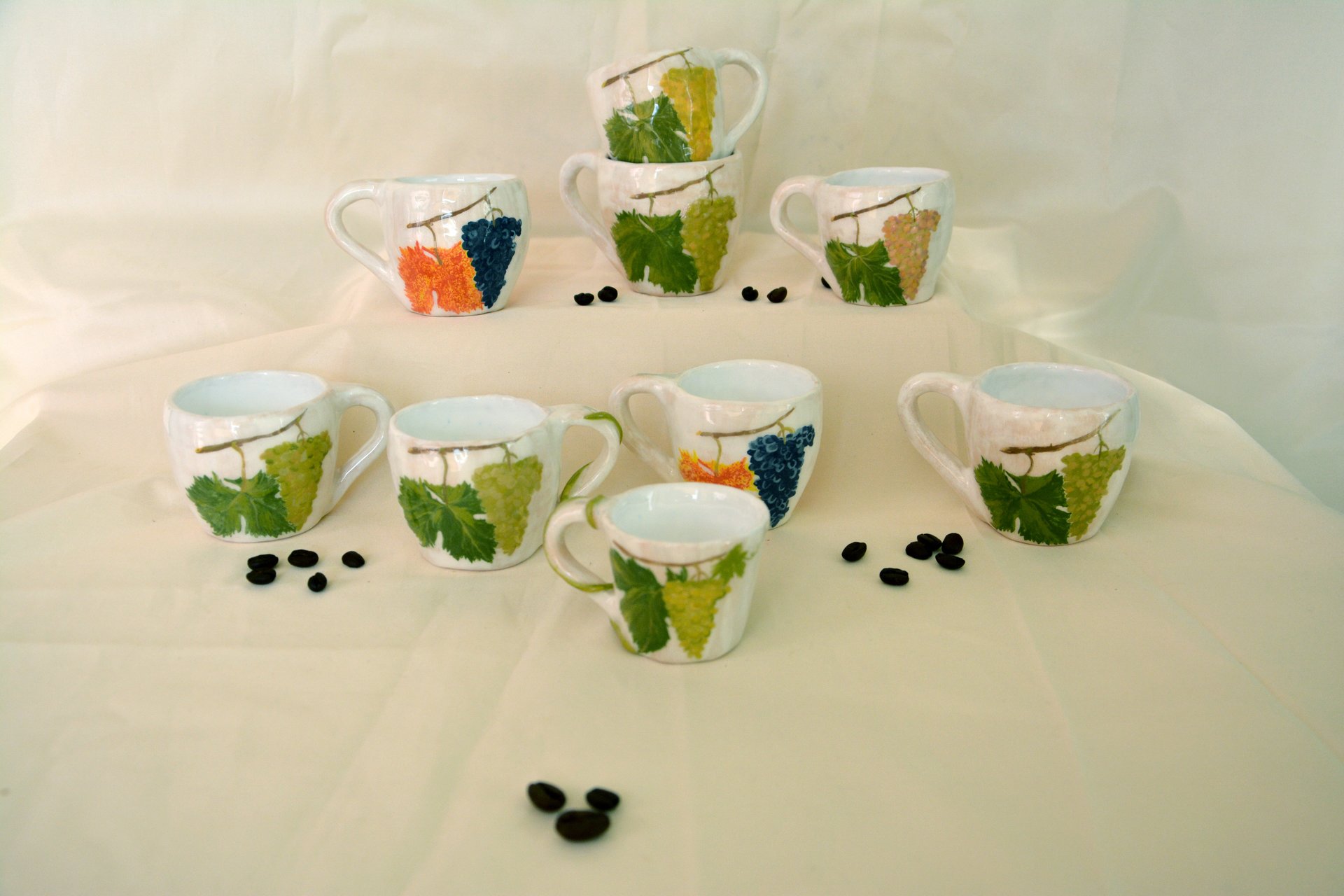 A set of white coffee cups Bunch of grapes - Cups, glasses, mugs, height - 6 cm, volume - 100 ml, photo 1 of 3.