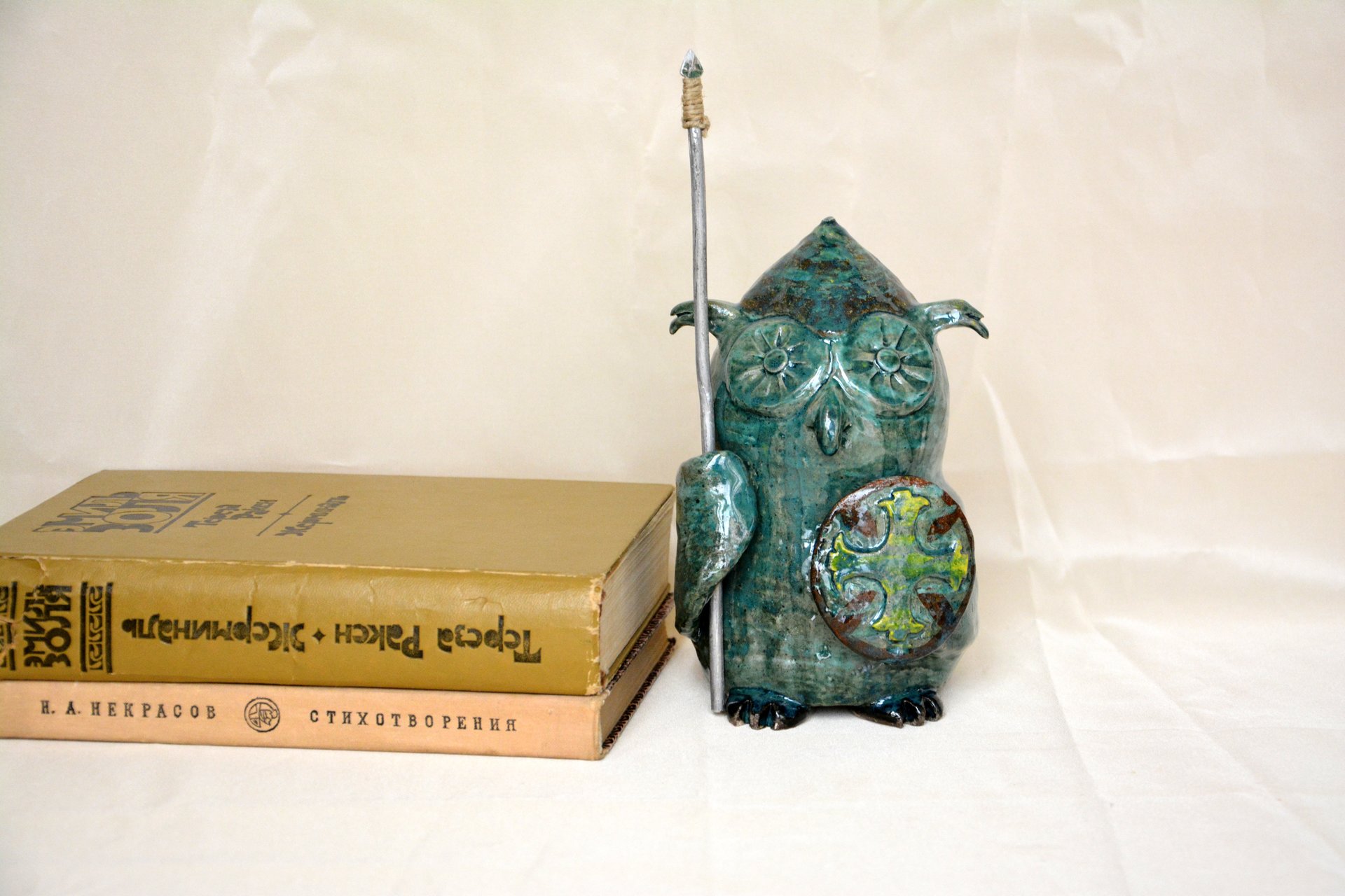 Owl — the guard - Animals and birds, height - 15 cm, photo 1 of 1.