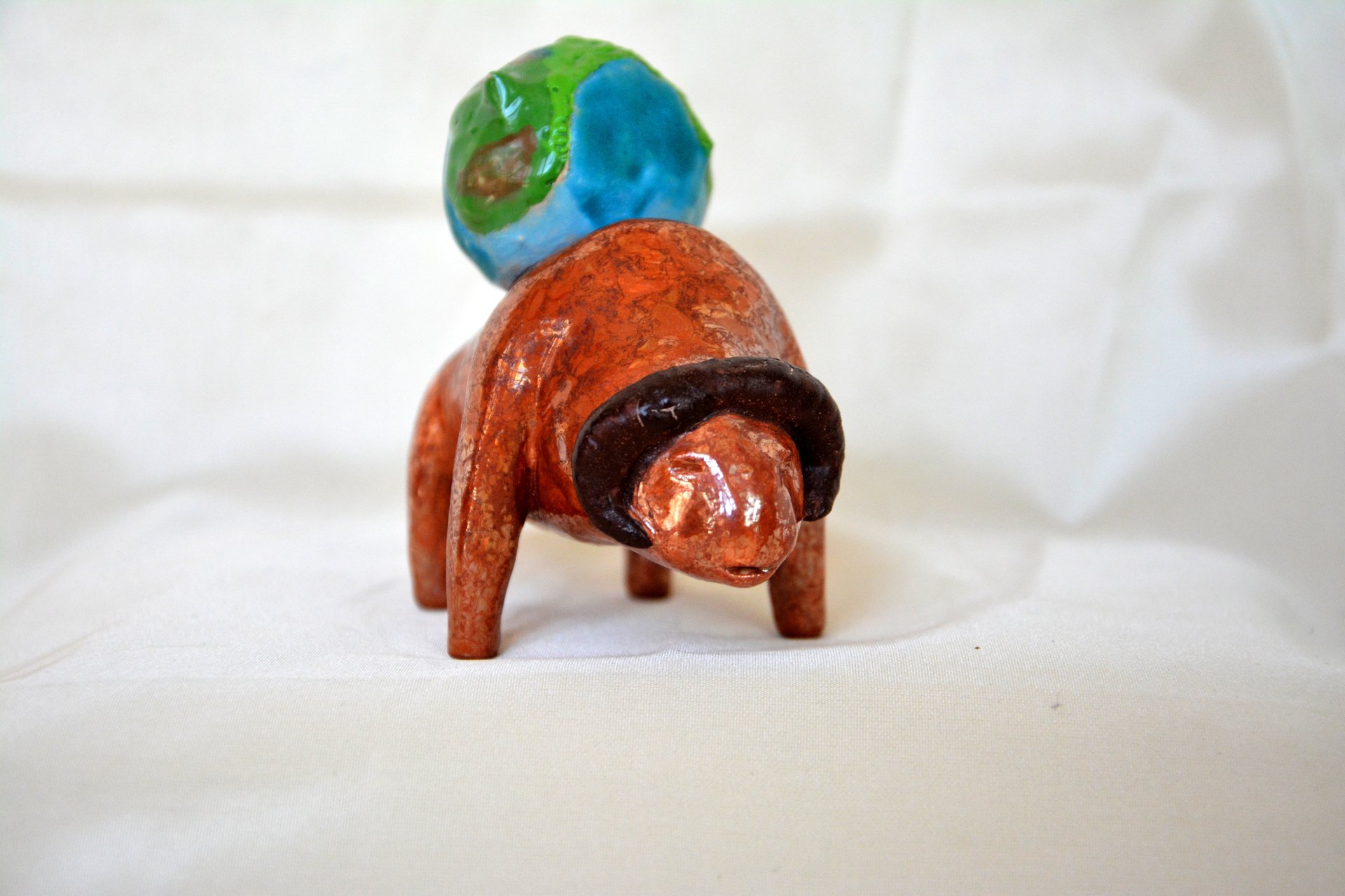 Taurus the keeper of the World - Animals and birds, height - 8 cm, photo 1 of 3.