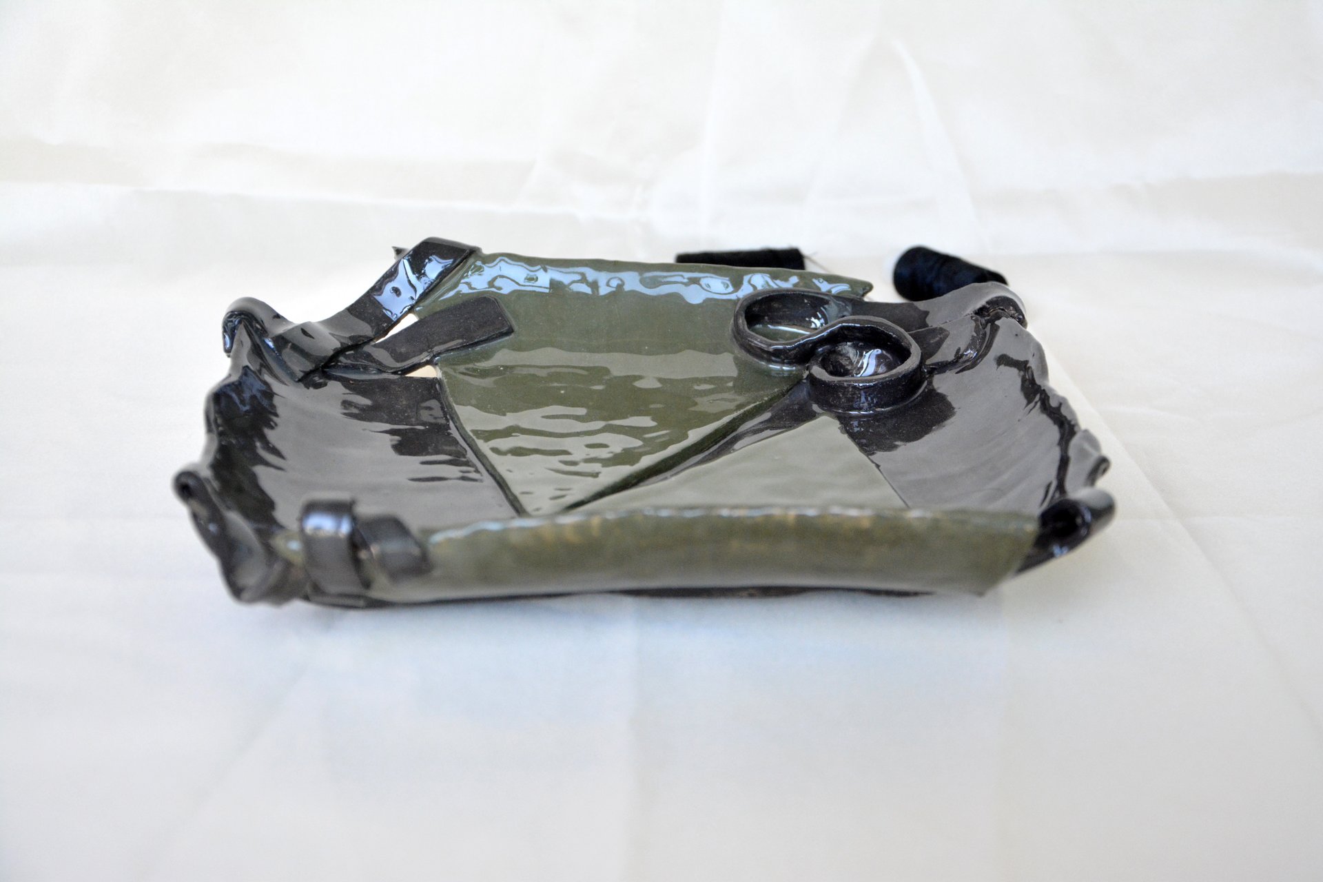 Блюдо для фруктов Лоскутки-тесёмки - Керамические блюда, 24*23 см , фото 4 из 4.